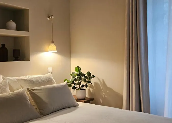 فندق مبيت وإفطار Le Prieure 3*